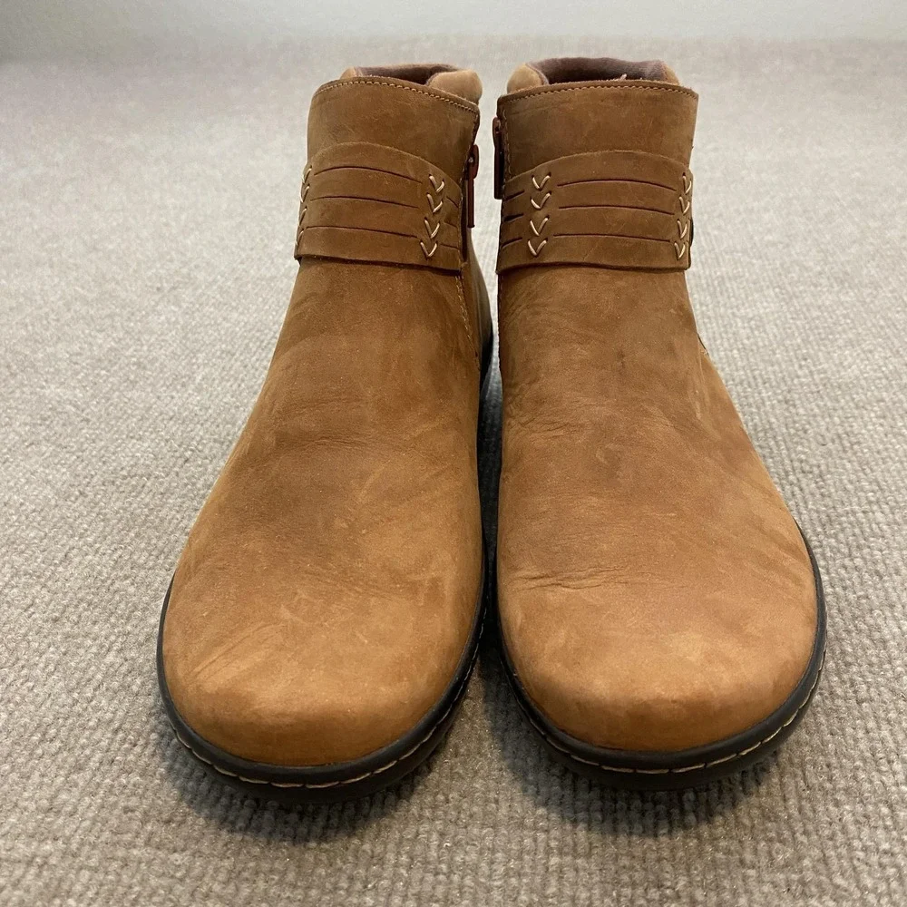 Clarks brand new