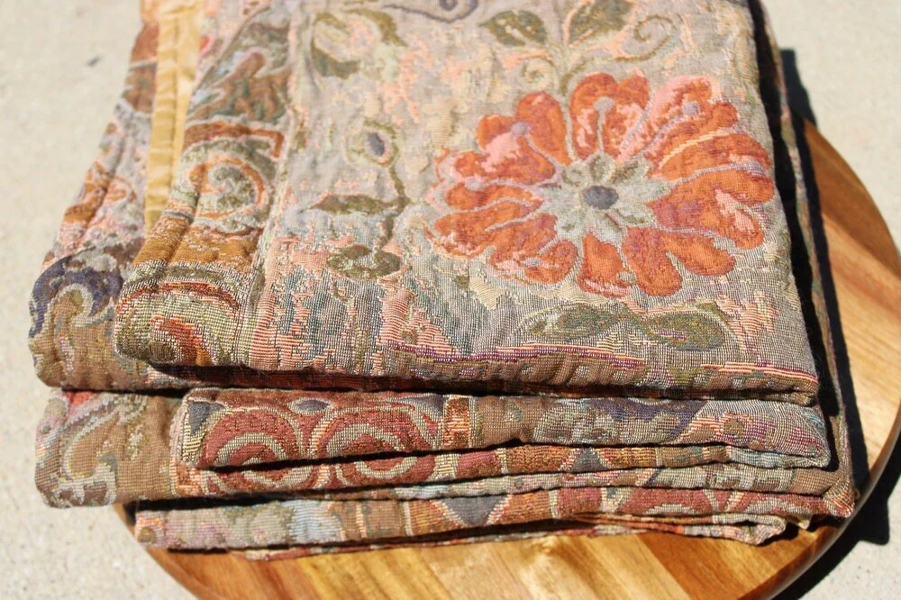 Unknown throw clean colors