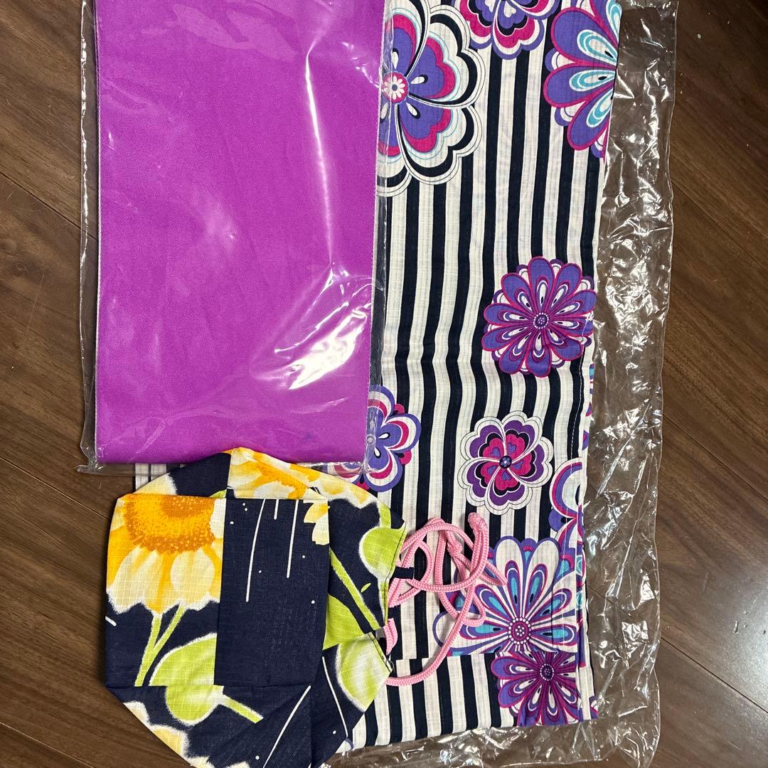 Price reduction! New purple floral yukata and drawstring bag set, includes used half-width obi with stripes.