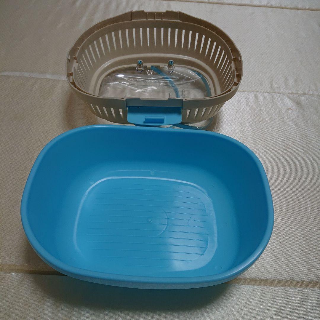 compact pet