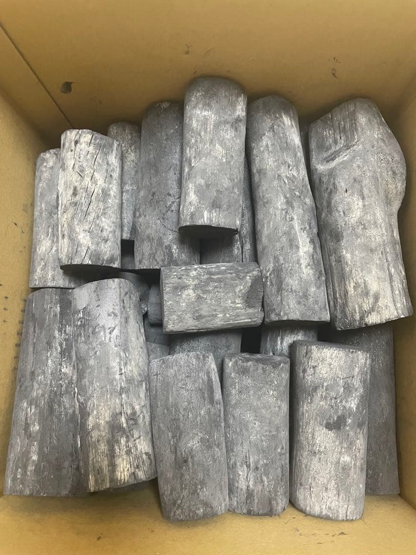 Vietnam Binchotan Charcoal B1 Cut Medium Round (1 box x 10kg) for Points